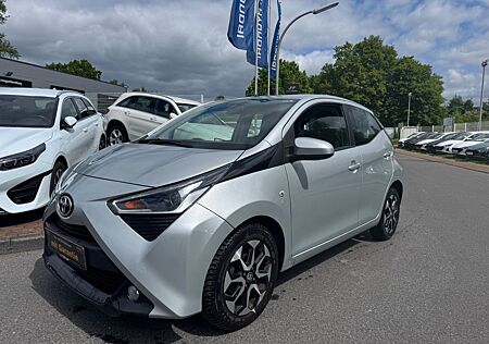 Toyota Aygo (X) X-PLAY/1.HAND/KLIMA/R.KAM/TEMPOMAT/TÜV-SERV.-NEU