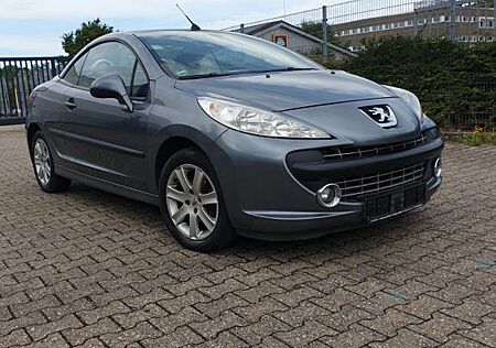 Peugeot 207 CC ( 1 Hand )