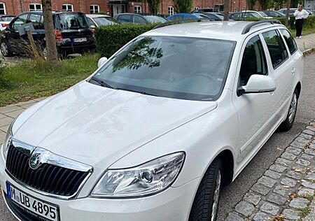 Skoda Octavia 1.4 TSI Ambiente Combi Ambiente