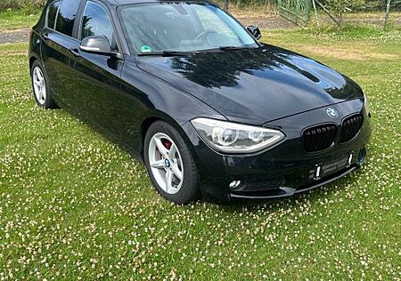 BMW 118d Sport Line Sport Line