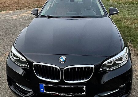 BMW 2er 220 d Sport Line / TÜV Neu!