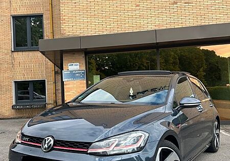 VW Golf Volkswagen 2.0 TSI DSG Leder*Totwinkelassistent*Pano*