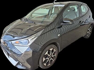 Toyota Aygo AYGO x-play Team D