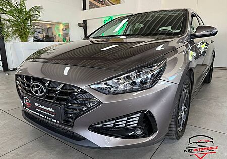 Hyundai i30 1.5 T-GDI +CarPlay+Kamera+SHZ+PDC+