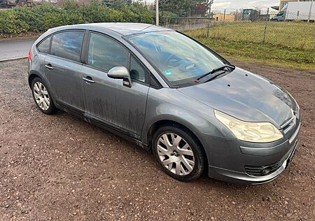 Citroën C4 1.6 16V Confort