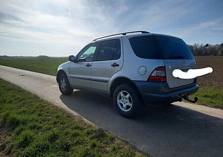 Mercedes-Benz ML 270 CDI -