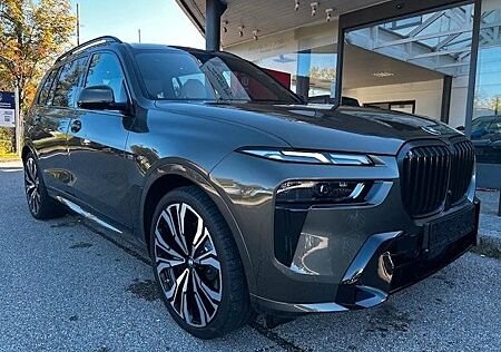 BMW X7 xDrive40d/Manhattan-White/23"/Standhzg./H&K..