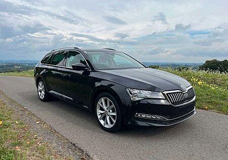 Skoda Superb 2.0 TDI SCR DSG STYLE COMBI STYLE