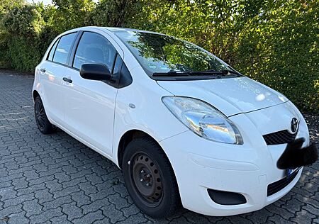 Toyota Yaris 1,0-l-VVT-i Cool Cool
