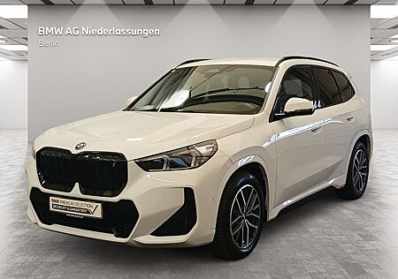 BMW iX1 xDrive30 M Sport Kamera Driv.Assist LED