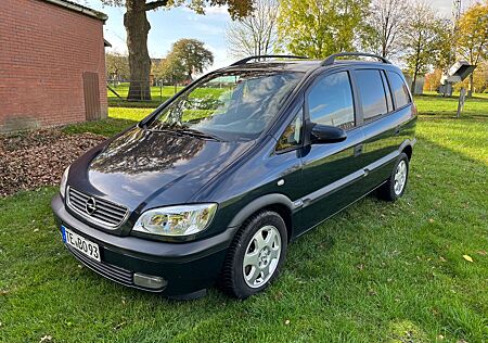 Opel Zafira 1.8 16V Elegance Elegance