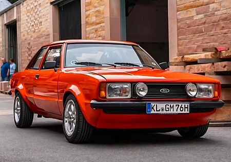 Ford Taunus Oldtimer mit H-Kennzeichen und Geschichte