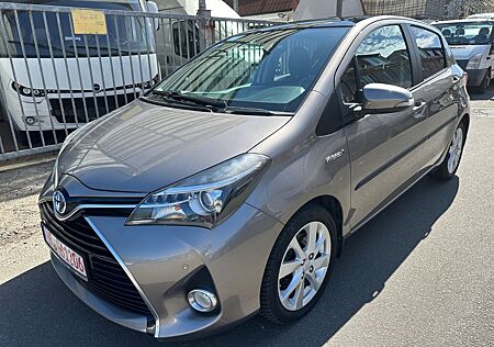 Toyota Yaris Club Hybrid/EU6/LEDER/HU&AU NEU/Allwetter