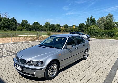 BMW 320d -