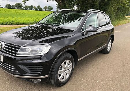 VW Touareg Volkswagen 3.0 V6 TDI