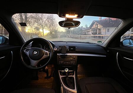 BMW 120i -