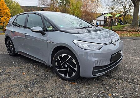 VW ID.3 Volkswagen Pro 58 kWh 107 kW Pro Pro