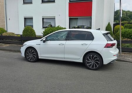 VW Golf Volkswagen 1.5 TSI OPF 96kW Style Style