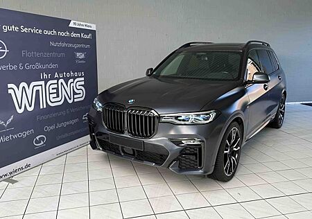 BMW X7 M50i