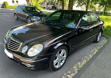 Mercedes-Benz E 220 CDI AVANTGARDE Avantgarde