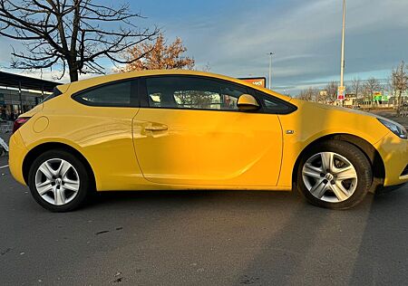 Opel Astra J GTC Edition