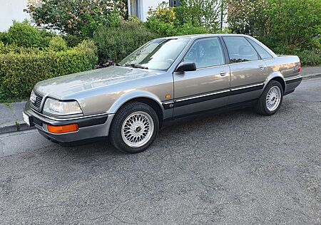 Audi V8 4.2 quattro Auto für Liebhaber