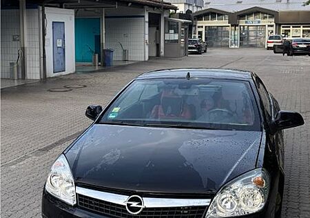Opel Astra 1.8 ECOTEC Endless Summer Endless Summer
