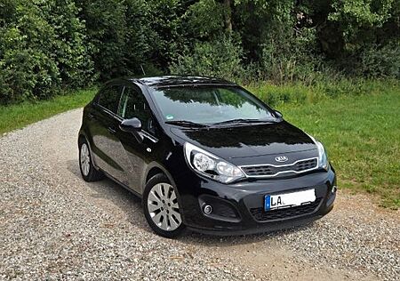 Kia Rio 1.25 Spirit/Top Ausstattung/TÜV neu