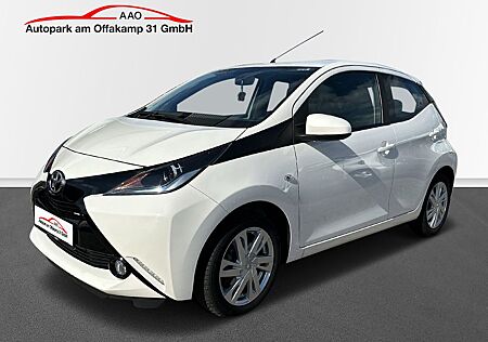 Toyota Aygo (X) -play touch *CAM *