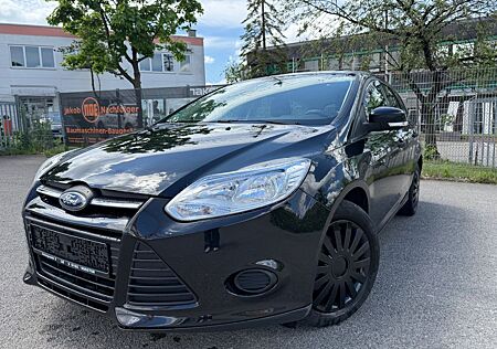Ford Focus 1,0*KLIMA*ZAHNRIEMEN+WASSERPUMPE NEU*TÜV