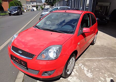Ford Fiesta Connection Klima AHK Zahnr. Neu TÜV Neu