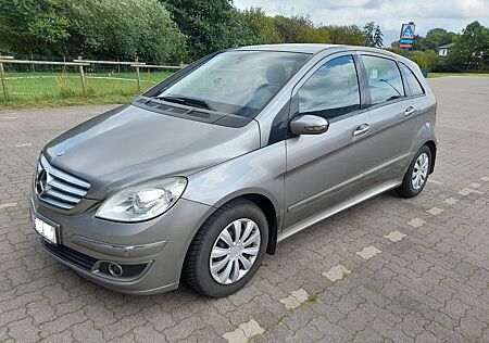 Mercedes-Benz B 170 -