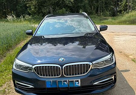 BMW 530d xDrive Touring A -