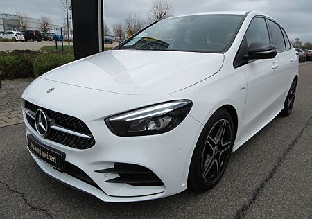 Mercedes-Benz B 180 AMG 7G LED Navi Kamera Night Ambi Spur Tot