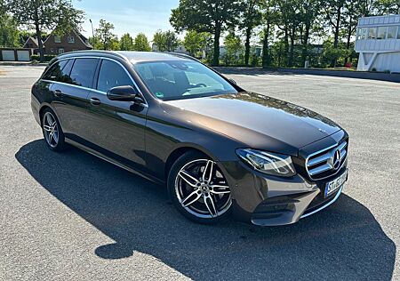 Mercedes-Benz E 220 T AMG LINE SPORTPAKET