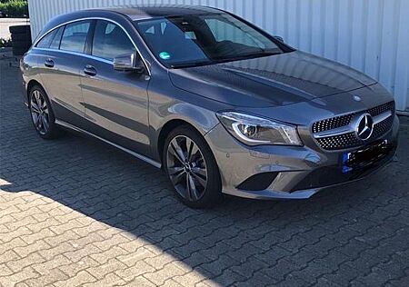Mercedes-Benz CLA 200 Shooting Brake - NAVI/LED/BI-XENON/EURO6