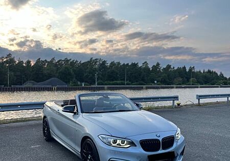 BMW 220i Cabrio M Sport M Sport