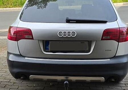 Audi A6 Allroad 3.0TDI (DPF) quattro tiptronic -