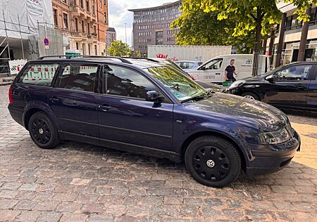 VW Passat Variant gebraucht kaufen VW Passat Variant Volkswagen 1.8 Basis