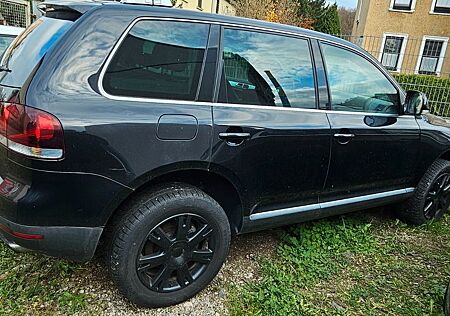 VW Touareg Volkswagen R5 TDI