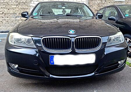 BMW 318i - zugreifen: sehr gepflegt
