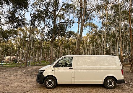 VW T6 Transporter Volkswagen Camper Van L3 ausgebaut