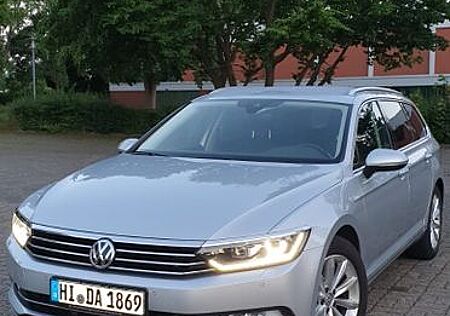 VW Passat Variant Volkswagen 2.0 TDI DSG BMT Highline Vari...