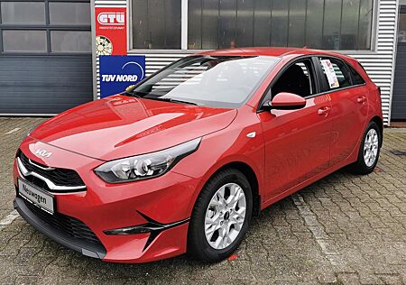 Kia Cee'd Ceed 1.5 T-GDI Vision DCT *NAVI*Klima*Alu*