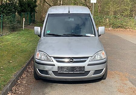 Opel Combo 1.6 CNG ecoFLEX -