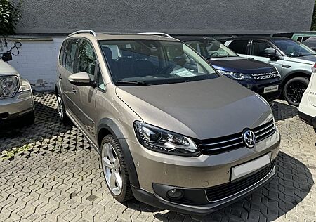 VW Touran Volkswagen Cross.BlueMotion TGI.Erdgas.Auto.Leder.Pa