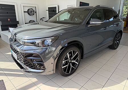 VW Tiguan Volkswagen 1.5 eTSI 110 kW R-Line HUD/Pano/LED