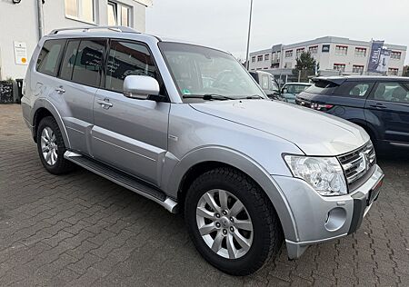 Mitsubishi Pajero 3.2 DI-D Instyle-Standheizung