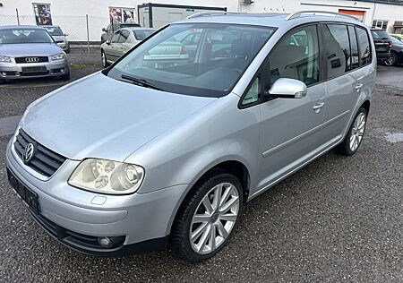 VW Touran Volkswagen Highline