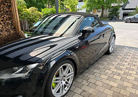 Audi TT Roadster 2.0 TFSI -